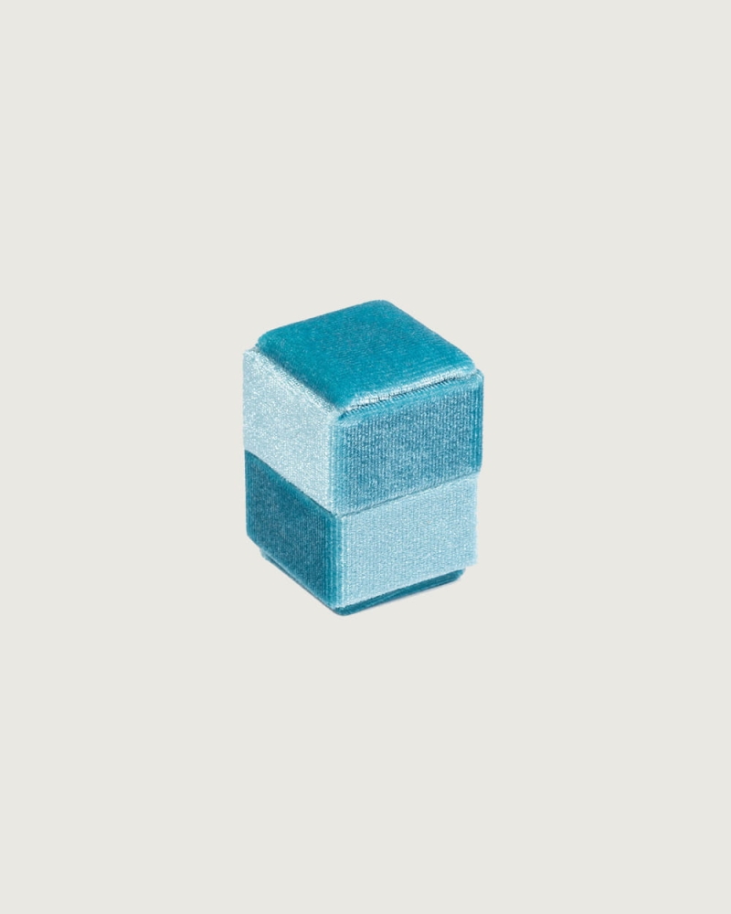 TURKUSOWE PUDEŁKO No. 02