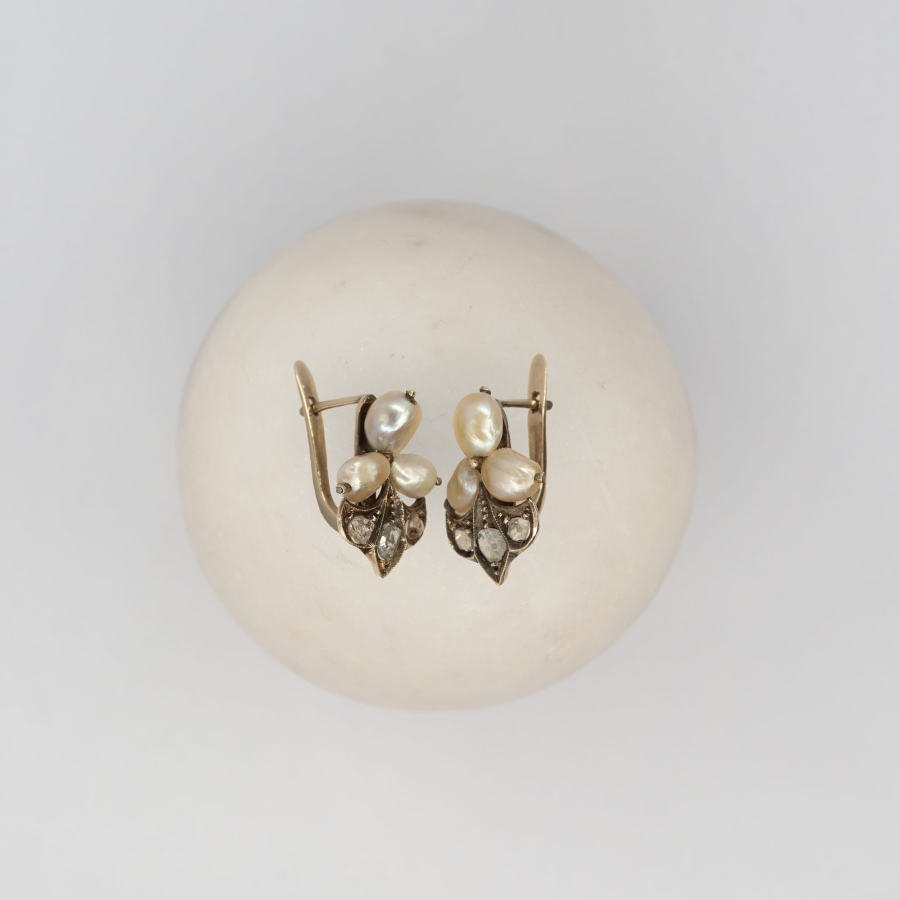 kolczyki-z-perlami-barokowymi-i-diamentami-zloto-560